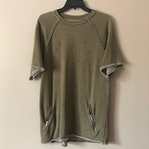 GUESS - Distressed Short Sleeve Shirt (M)